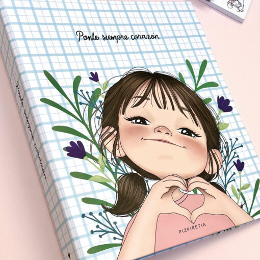 Pack archivador "Ponle corazón" y 3 blocs A4 perforados - Imagen 2